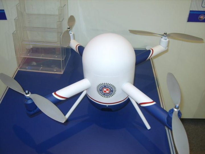 s8000045.jpg