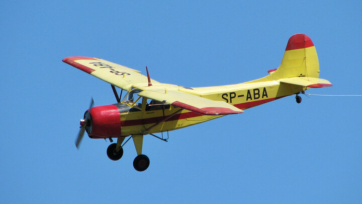 Yakovlev_Yak-12_(SP-ABA)_in_fly.jpg